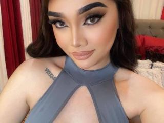 Ver la ficha detallada de JosephineCameroon