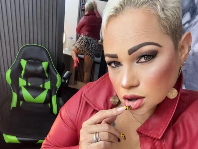 GianellaCox - Live porn &amp; sex cam - 28993487