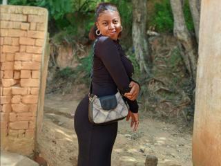 Ver la ficha detallada de AngeBelle