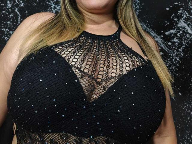 AlexaHotSeins - Live porn &amp; sex cam - 28997168