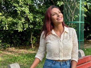 Ver la ficha detallada de RoxaneMoore