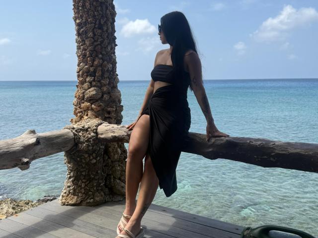 JuliaGarciax - Live porn &amp; sex cam - 28997540