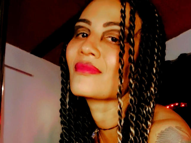 DivaMarie - Live porn &amp; sex cam - 28998743