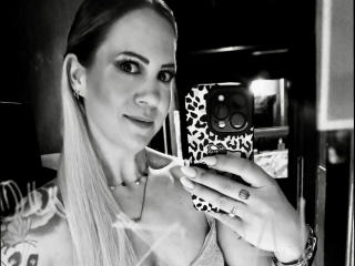 Δείτε την λεπτομερή καρτέλα του PrettyKaty27-hot