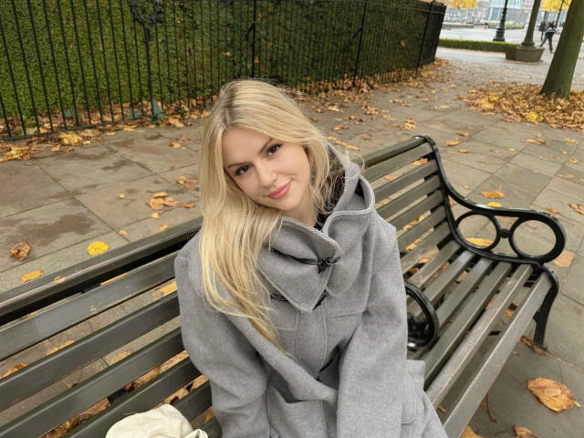 CrystallyEyes - Live porn &amp; sex cam - 28998980