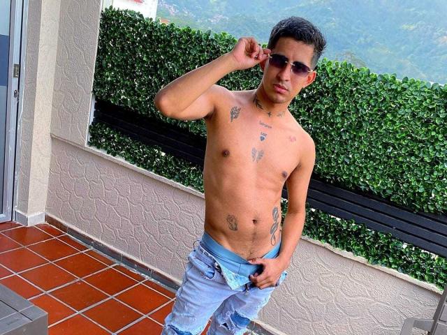 SalvatoreMontes - Sexe cam en vivo - 29001197