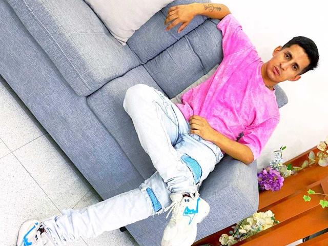 SalvatoreMontes - Sexe cam en vivo - 29001221