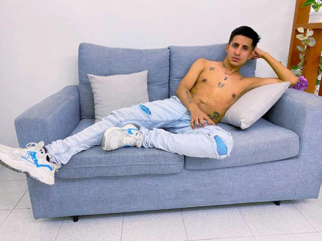 SalvatoreMontes - Live porn &amp; sex cam - 29001233