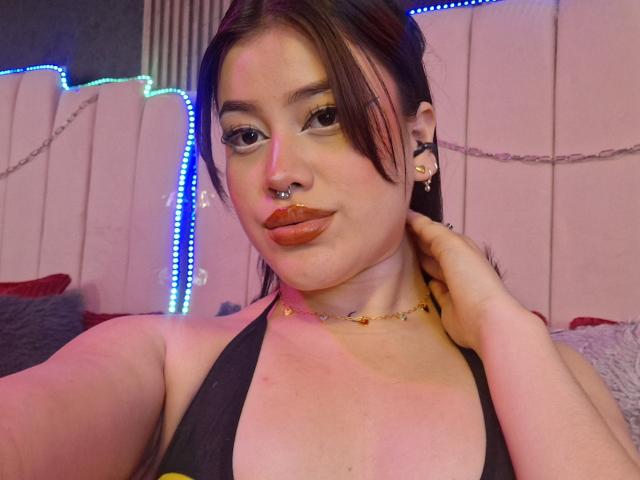 JulietaSmit - Live porn &amp; sex cam - 29003321