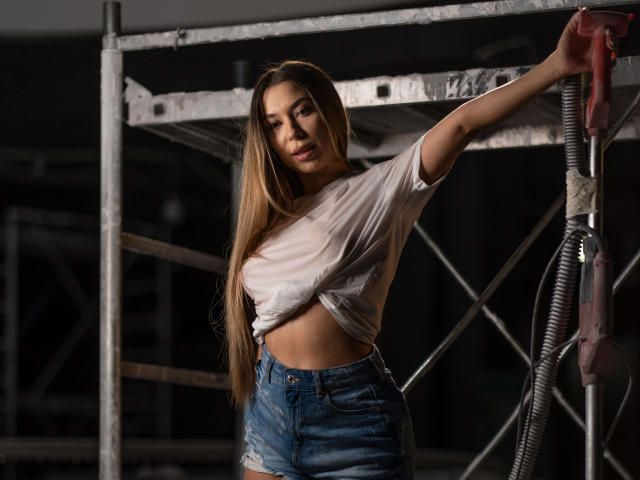 IrisMia - Live sex cam - 29004596