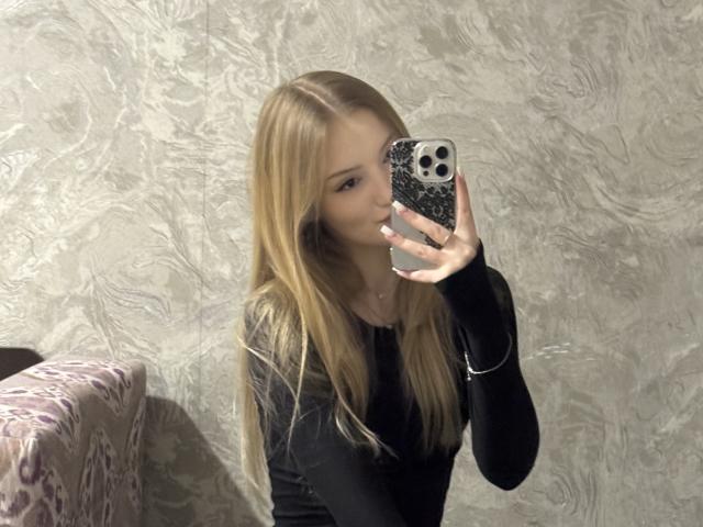 HeilaGr - Live sex cam - 29004806