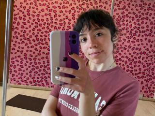 Volledig profiel bekijken van ElodiePerrine