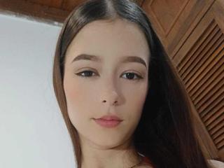 Ver la ficha detallada de ElyraBloom