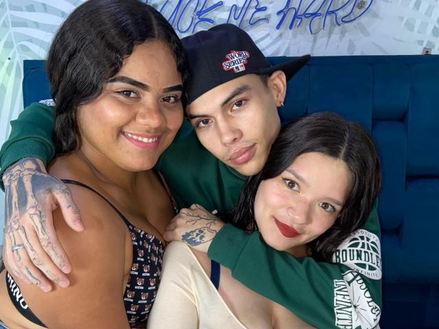 TripleTemptation - Sexe cam en vivo - 29008634