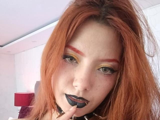 EmmaThomsonn - Live porn &amp; sex cam - 29009501