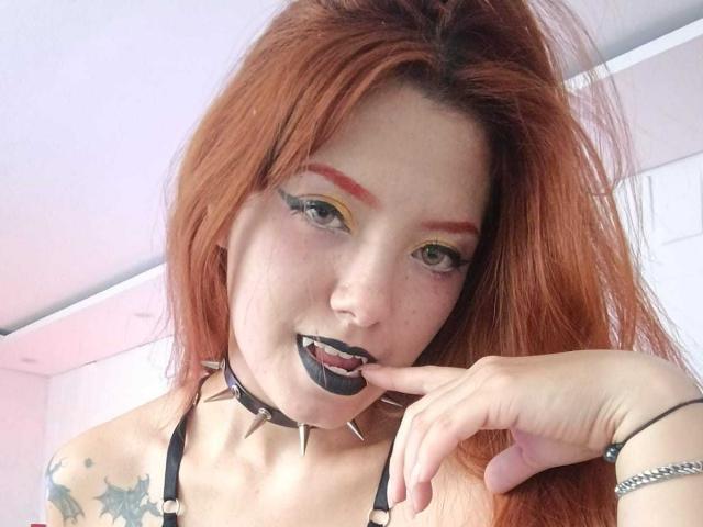 EmmaThomsonn - Live porn &amp; sex cam - 29009516