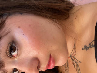 Ver la ficha detallada de AnikaFleur