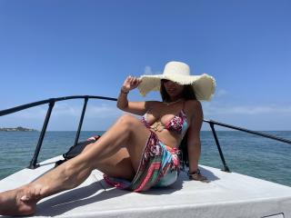 Ver la ficha detallada de NahomyStone