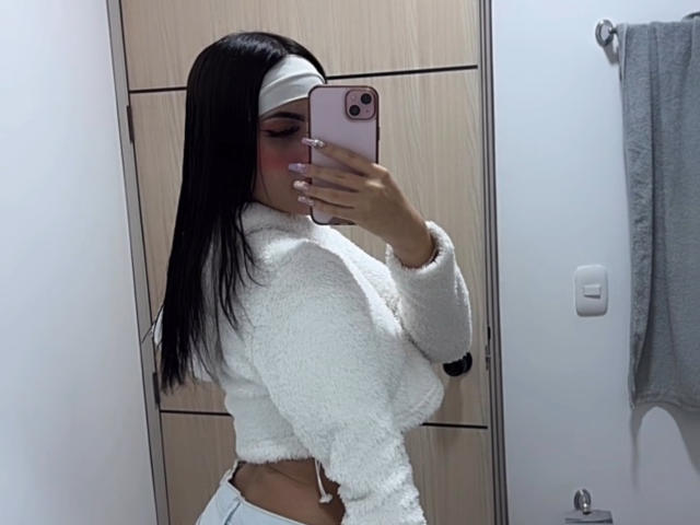 LunaaBlossom - Live porn &amp; sex cam - 29019971