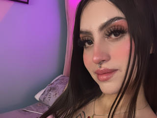 Ver la ficha detallada de LunaaBlossom