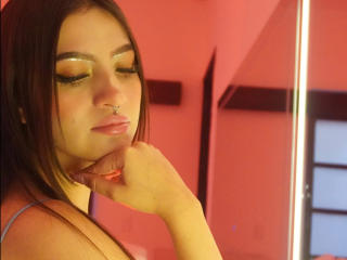 Volledig profiel bekijken van LunaaBlossom