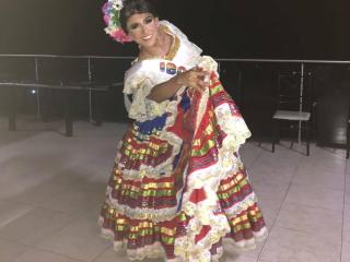 Volledig profiel bekijken van LauraCramz