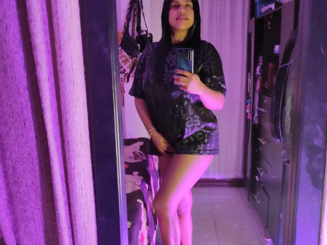 IvannaDuran - Live Sex Cam - 29020616