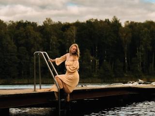 Ver la ficha detallada de CrystalHope