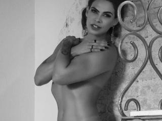 Ver la ficha detallada de VeronnaInk