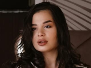 Volledig profiel bekijken van LoraIvone