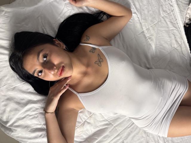 MiaLaurents - Live porn &amp; sex cam - 29023541