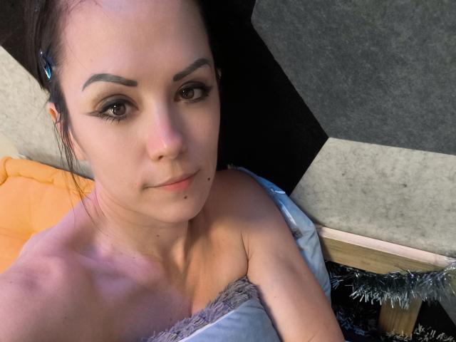 OrianaLaFrancaise - Live sex cam - 29023607