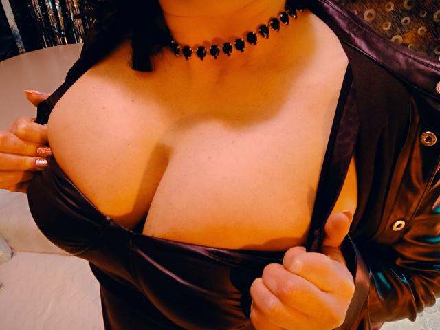 AmberSunshine - Live porn &amp; sex cam - 29023940