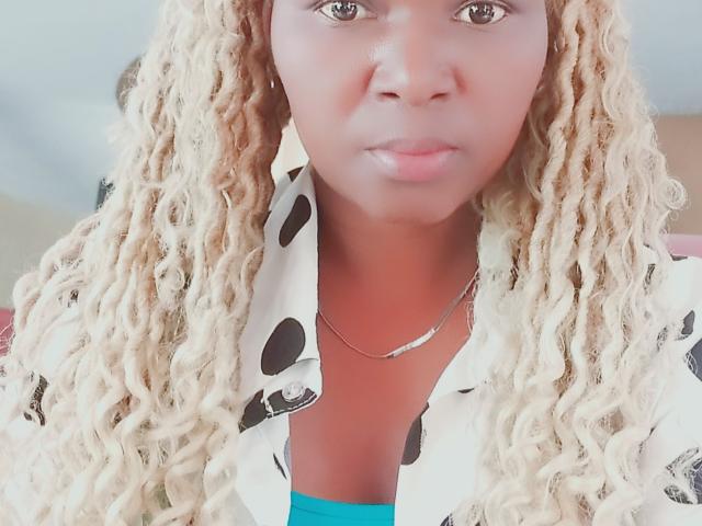 PrettyAriah - Live sex cam - 29027630