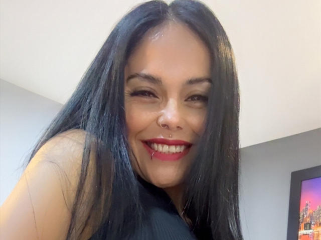 CharlotteCrofort - Sexe cam en vivo - 29029193