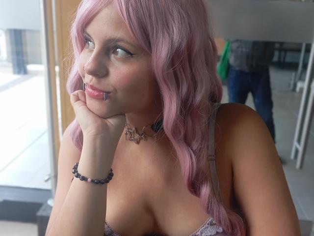 SophieHill - Live Sex Cam - 29030543