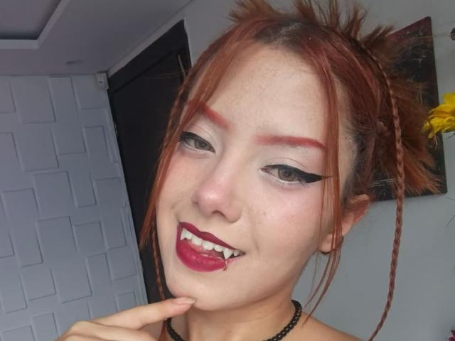 EmmaThomsonn - Live porn &amp; sex cam - 29030729