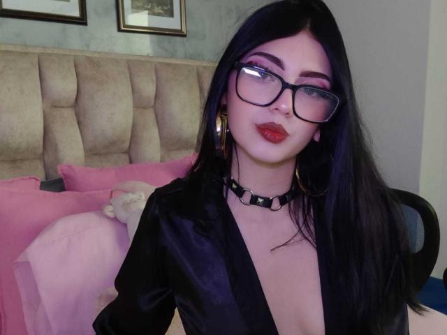 IsabellaaRossi - Live sex cam - 29030927