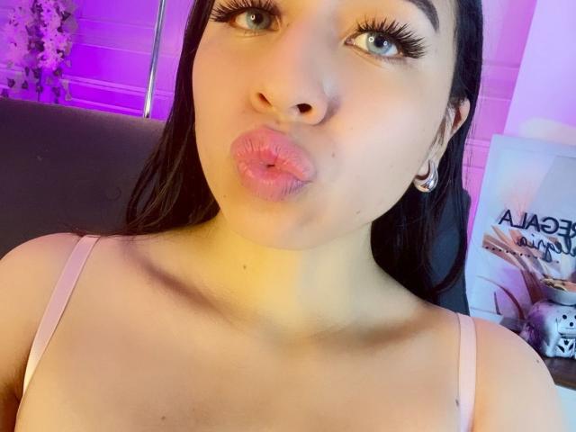 ZoeRedds - Live porn &amp; sex cam - 29036282