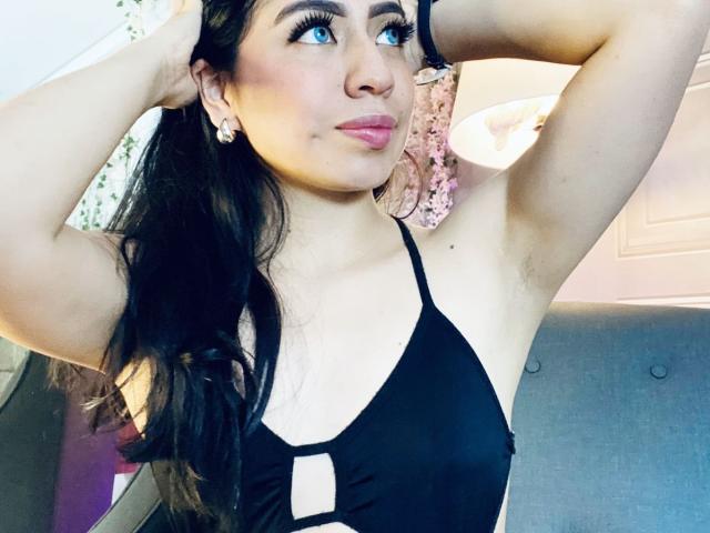 ZoeRedds - Live porn &amp; sex cam - 29036357