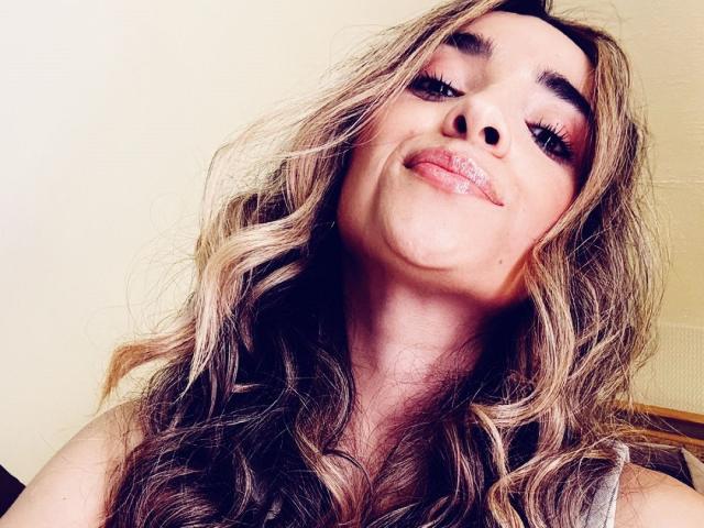 AdharaCooperr - Live porn &amp; sex cam - 29039453