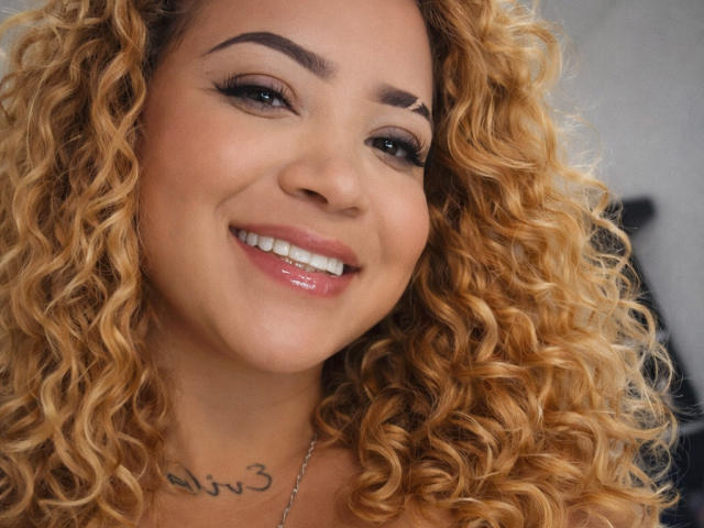 TatianaRossi - Live porn &amp; sex cam - 29040704