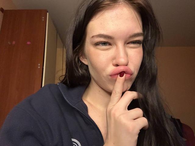 NgaKrahn - Sexe cam en vivo - 29041112