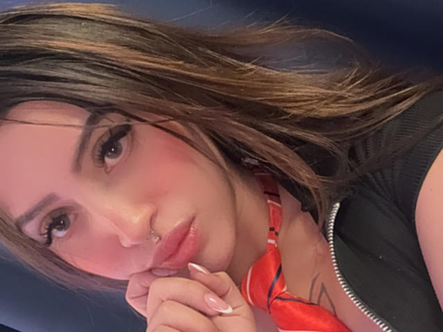 LunaaBlossom - Live porn &amp; sex cam - 29044004