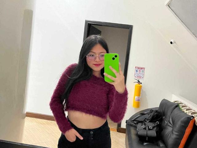 AnittaRouses - Porno na żywo i seks kamera - 29050610