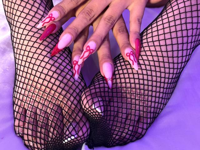 ChloeMoretti - Live porn &amp; sex cam - 29052701