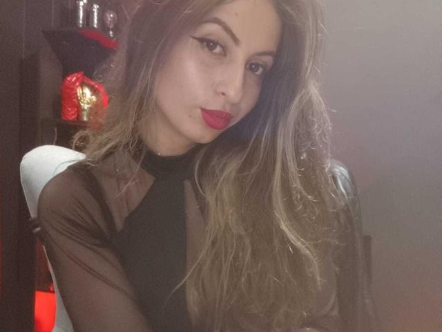 LeilaGoddes - Live porn &amp; sex cam - 29066903