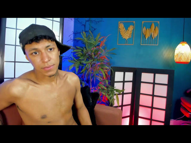 JhonatanGuzman - Sexe cam en vivo - 29068514