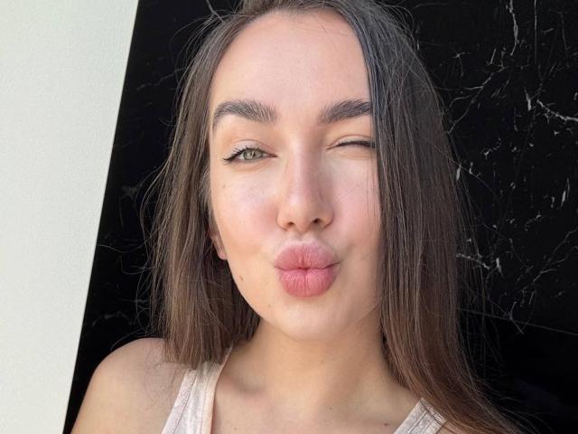 AraiaSheri - Live porn &amp; sex cam - 29069243