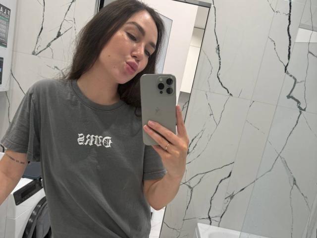 AraiaSheri - Live sex cam - 29069318